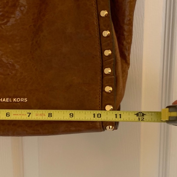 NWOT Michael Kors Newbury Studded Leather Tote - Picture 6 of 8